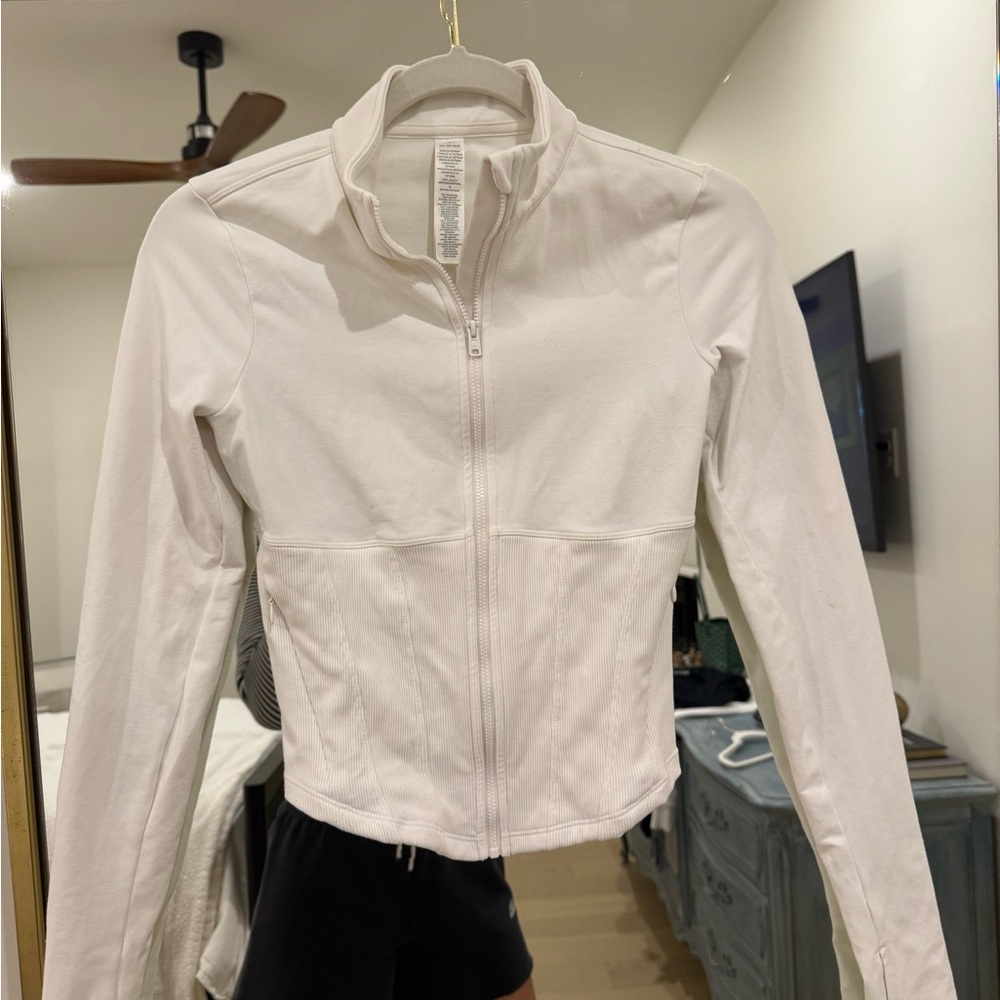 ALO Yoga Women's White Utility Jacket